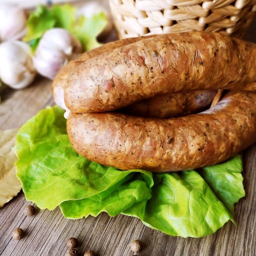 Kiełbasa firmowa z małej masarni Skurpie - do kupienia on-line z dostawą do domu w Toruniu w Spiżarni Wędlin Toruń