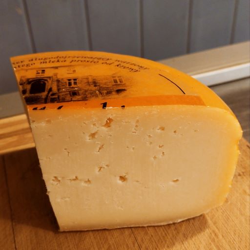 Naturalny ser ślesiński (ser hrabiego Kazimierza) do kupienia w Toruniu w Spiżarni Wędlin Toruń